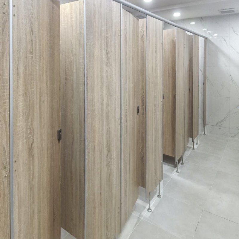 ผนังห้องน้ำสำเร็จรูป HPL ลายไม้